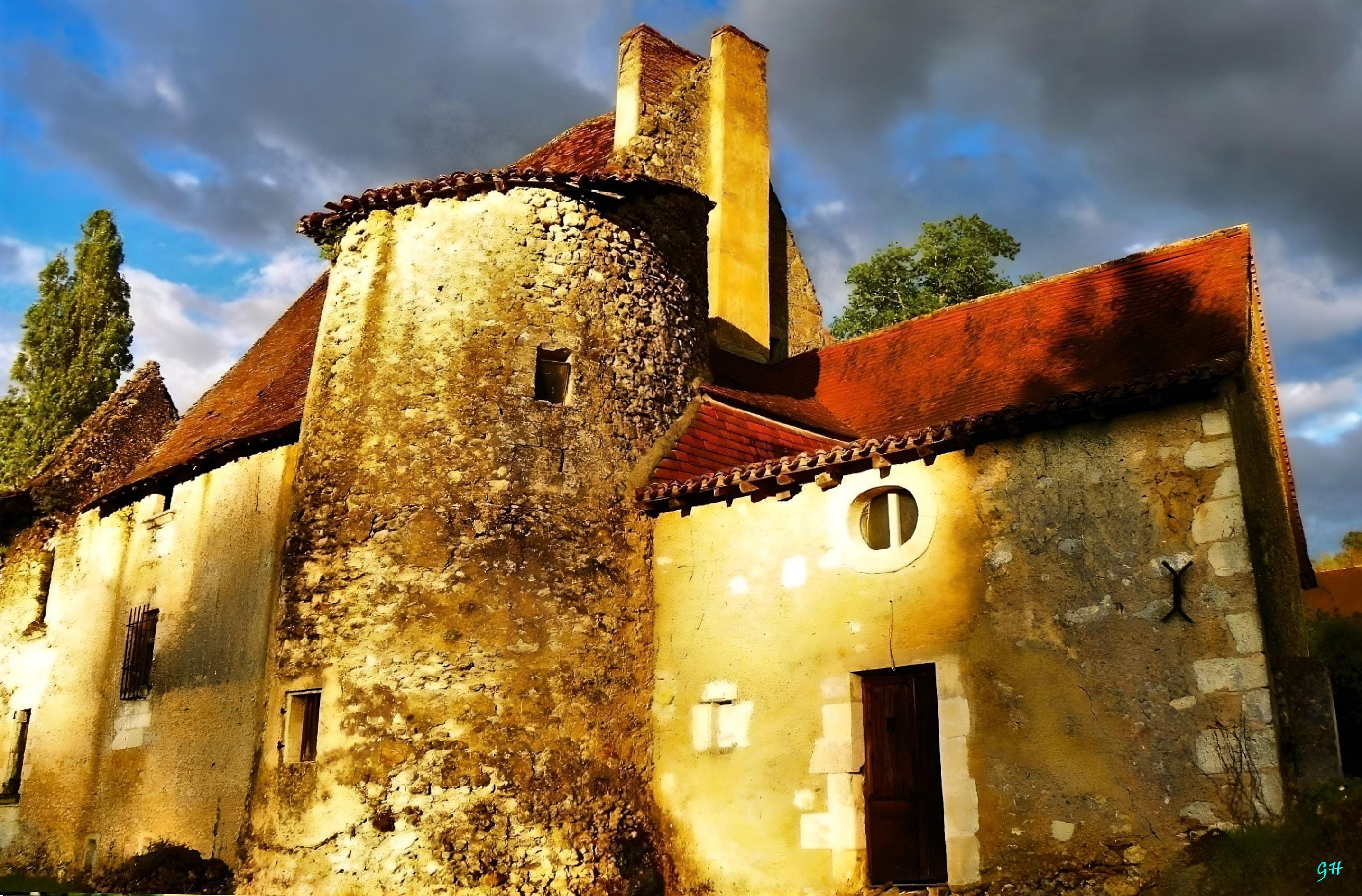 Castle Walls Now Silent