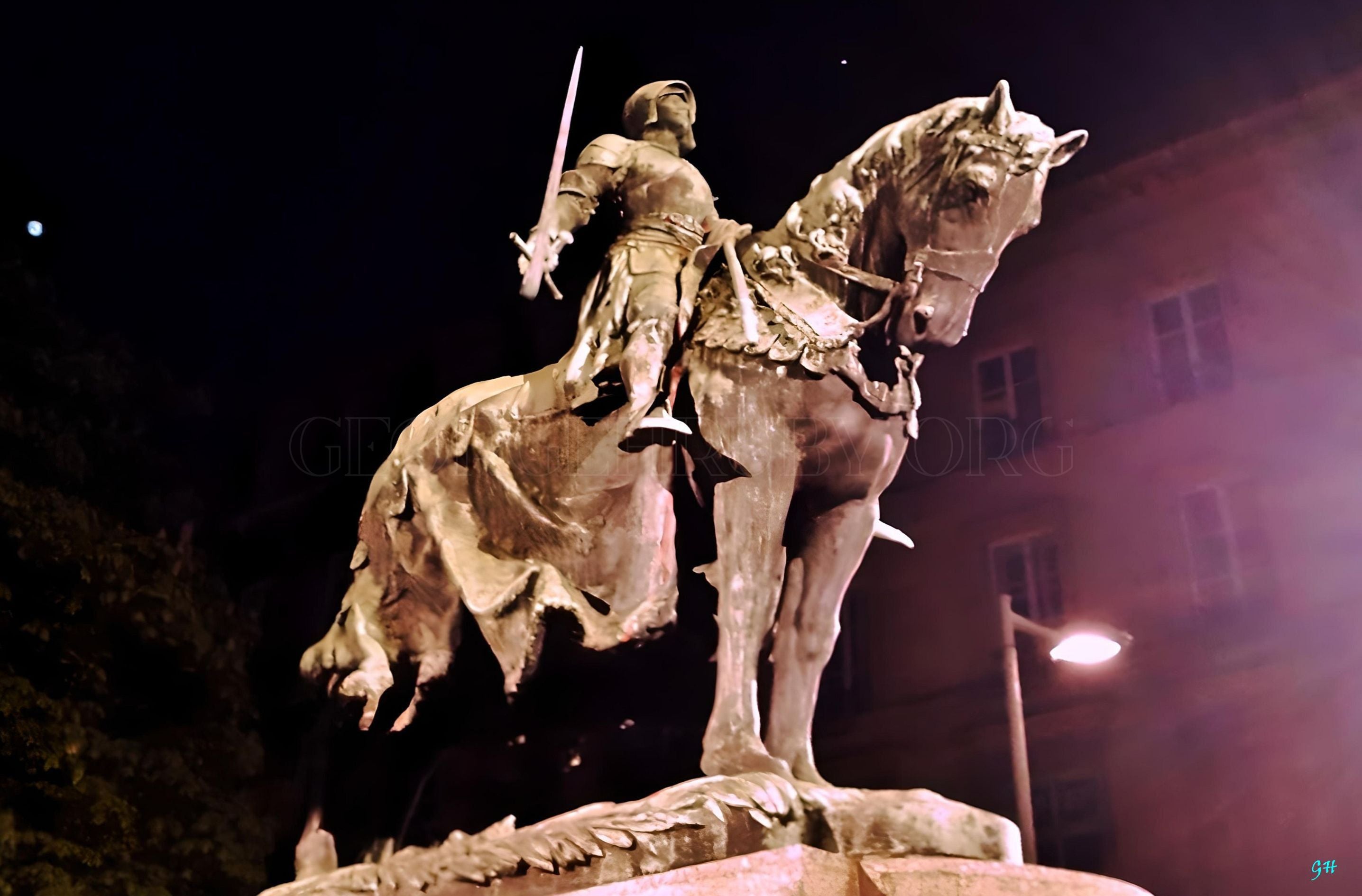 Joan of Arc under Moon and Planet - Bordeaux France