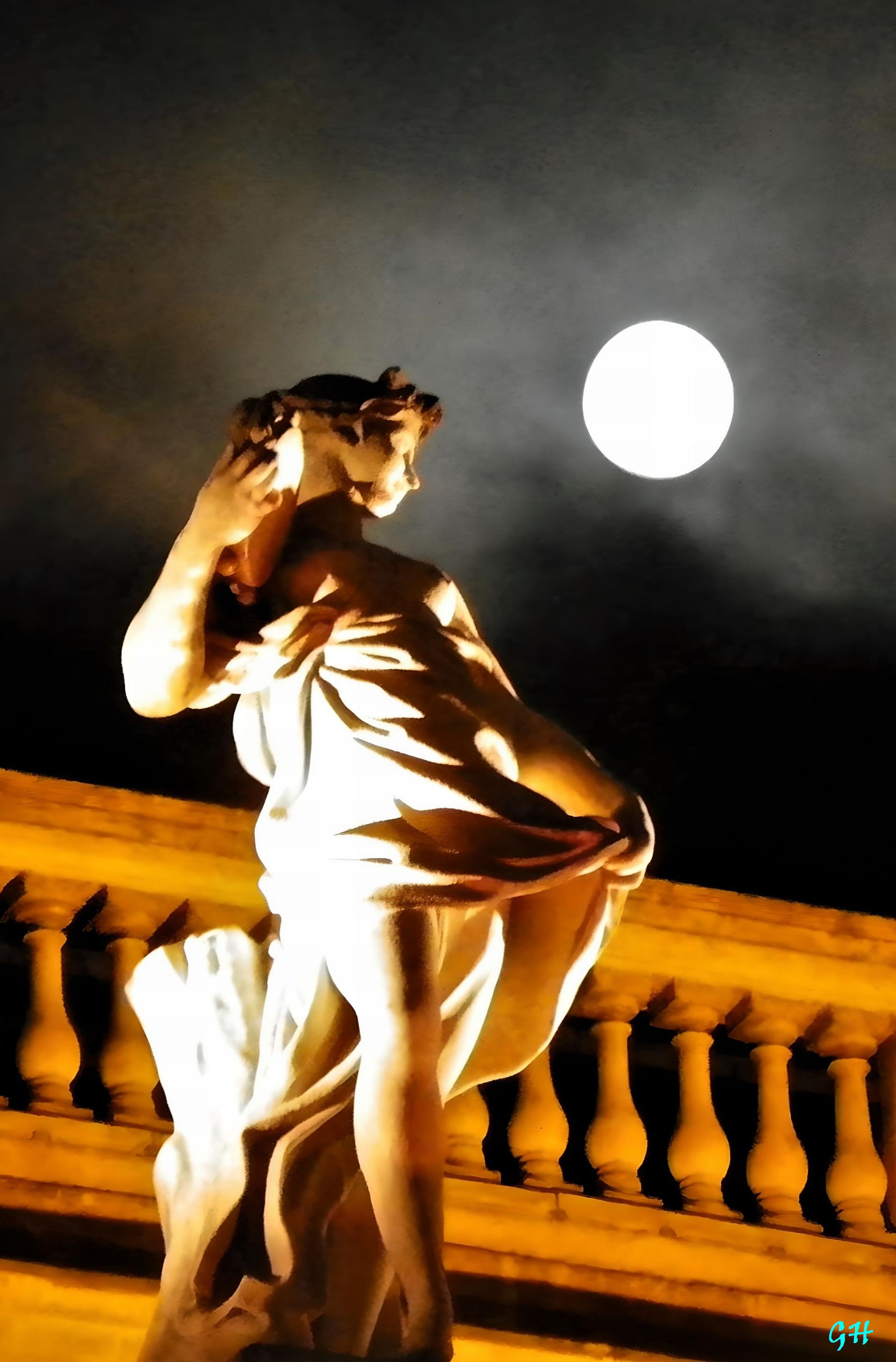 Muse Under Moon - Bordeaux France